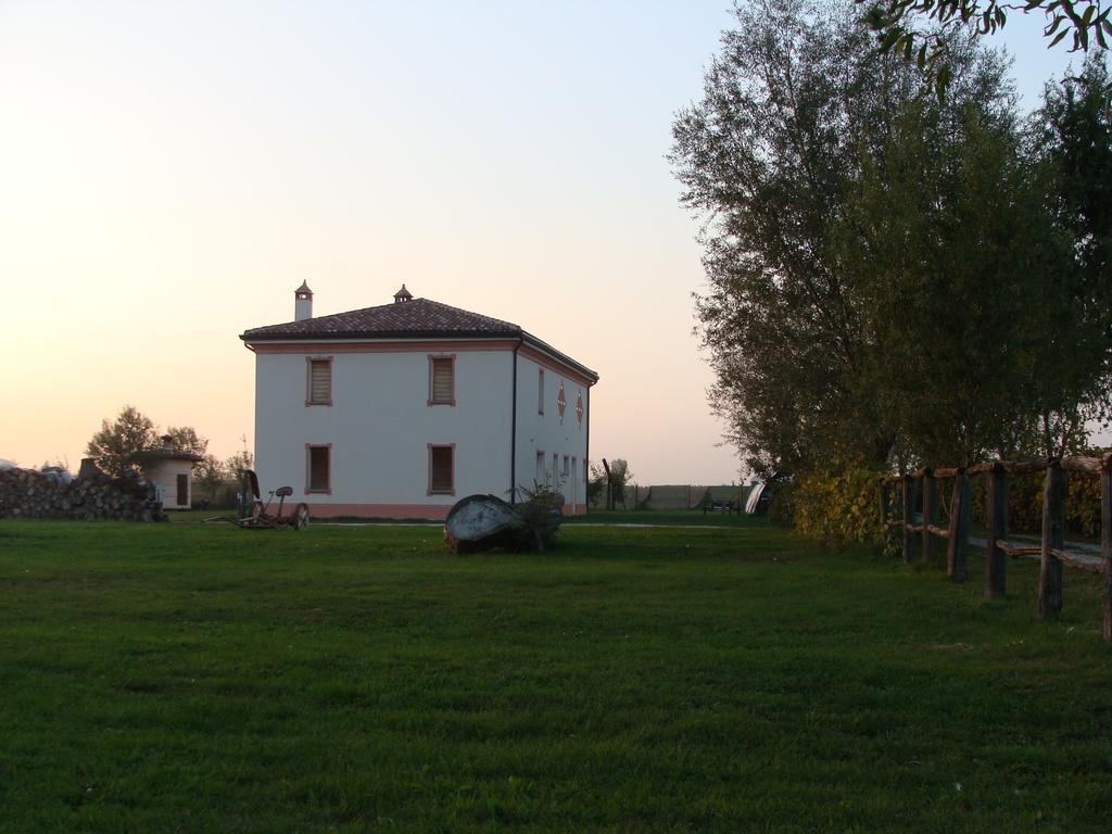 Antico Casale Dei Sogni Agriturismo Луго Экстерьер фото