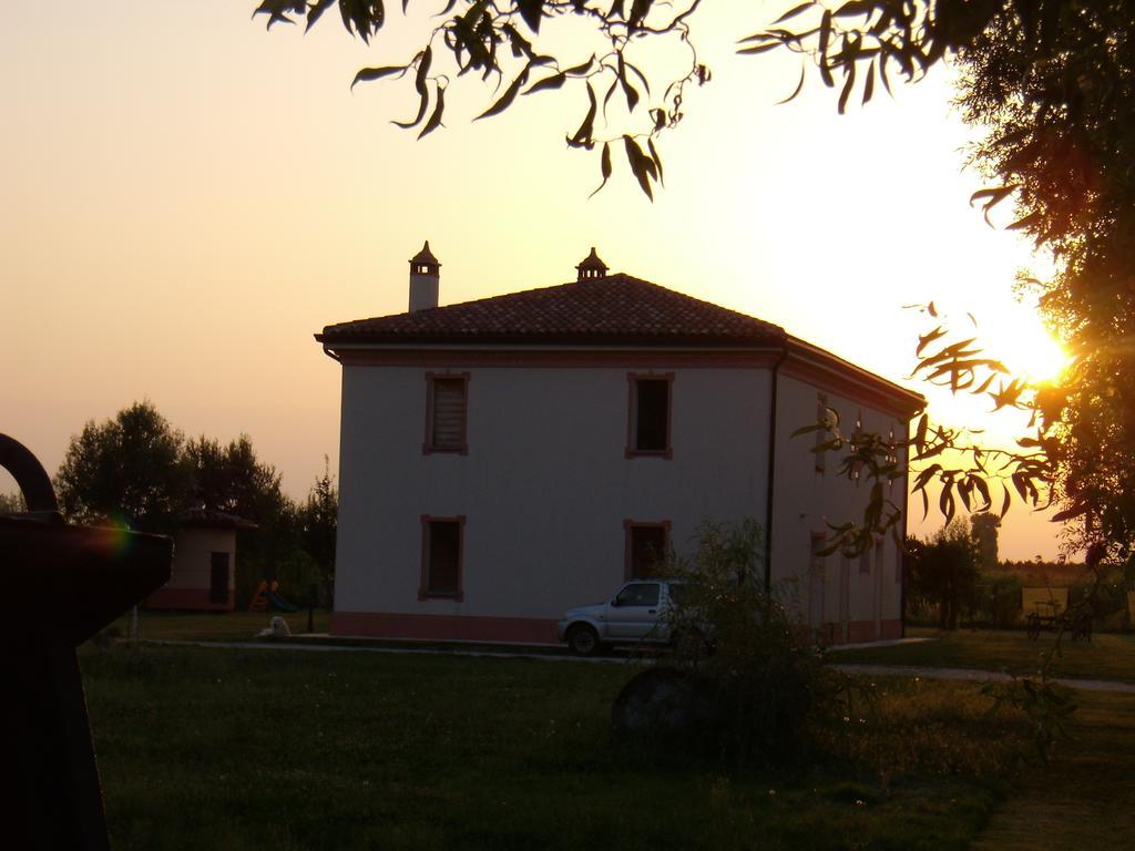 Antico Casale Dei Sogni Agriturismo Луго Экстерьер фото